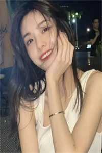 白莲花太多，暴戾王爷死盯我不放